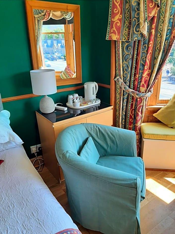 Large Double or Twin Room