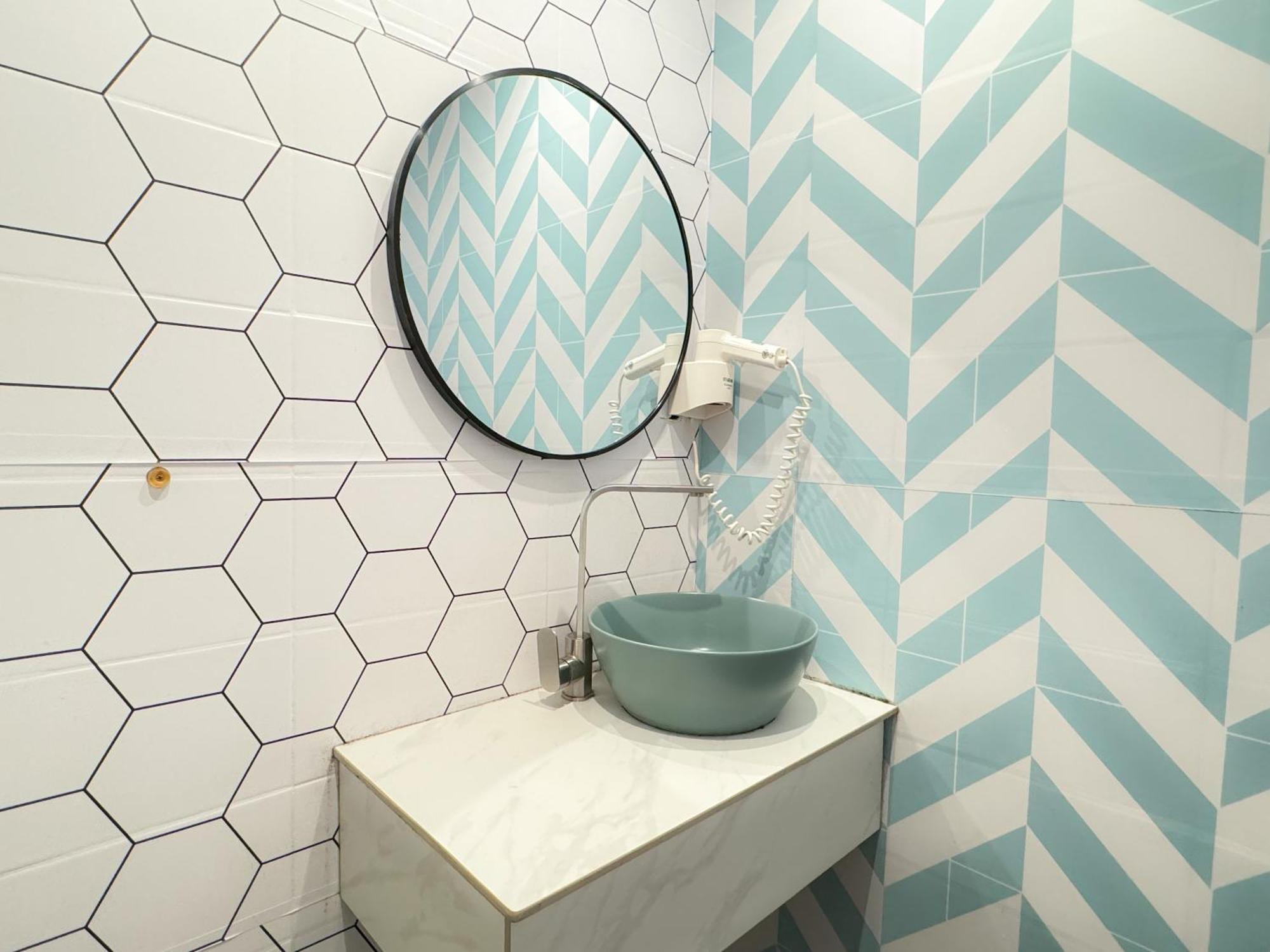 Modern Queen Room