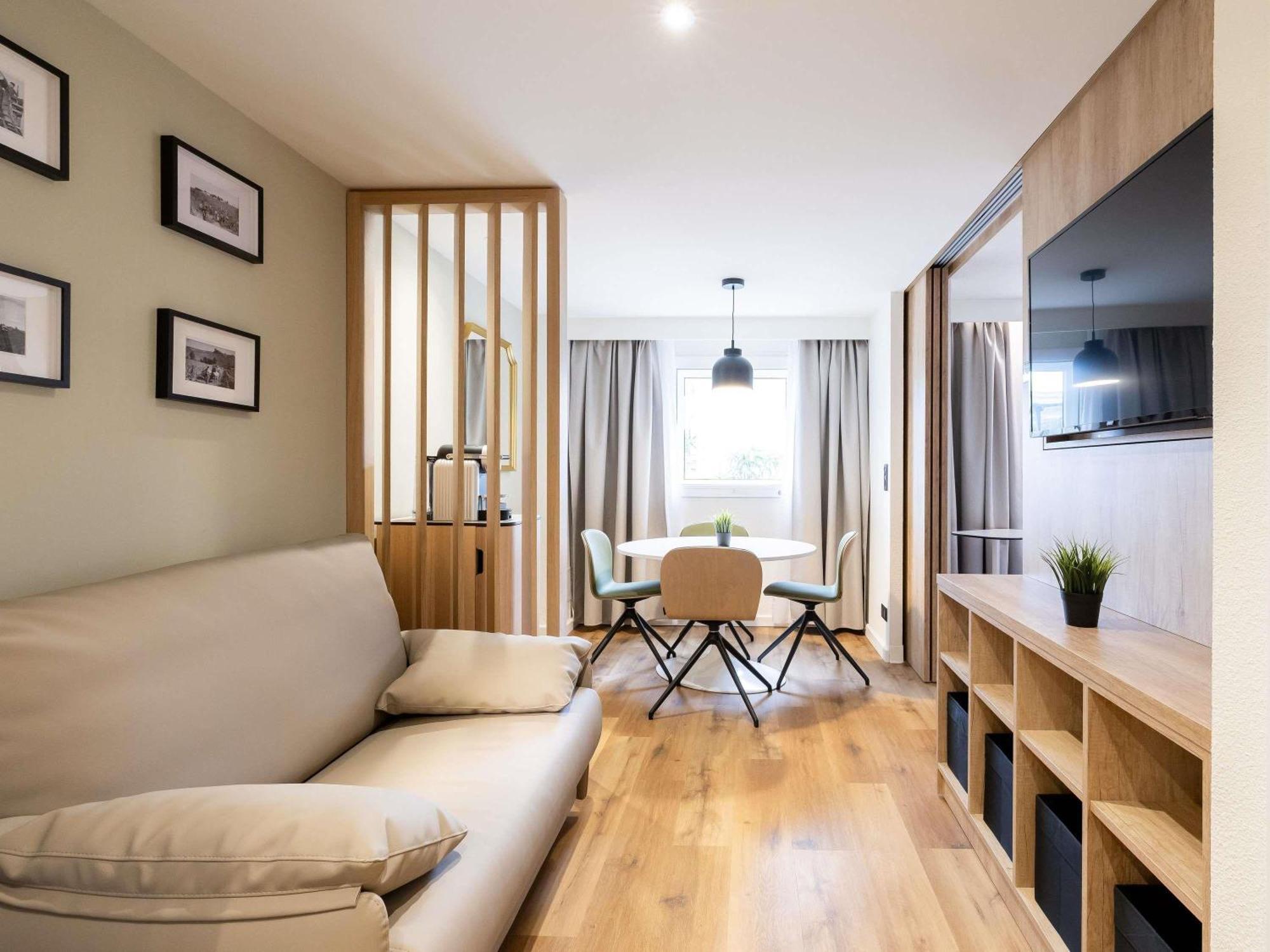 Junior Suite Room