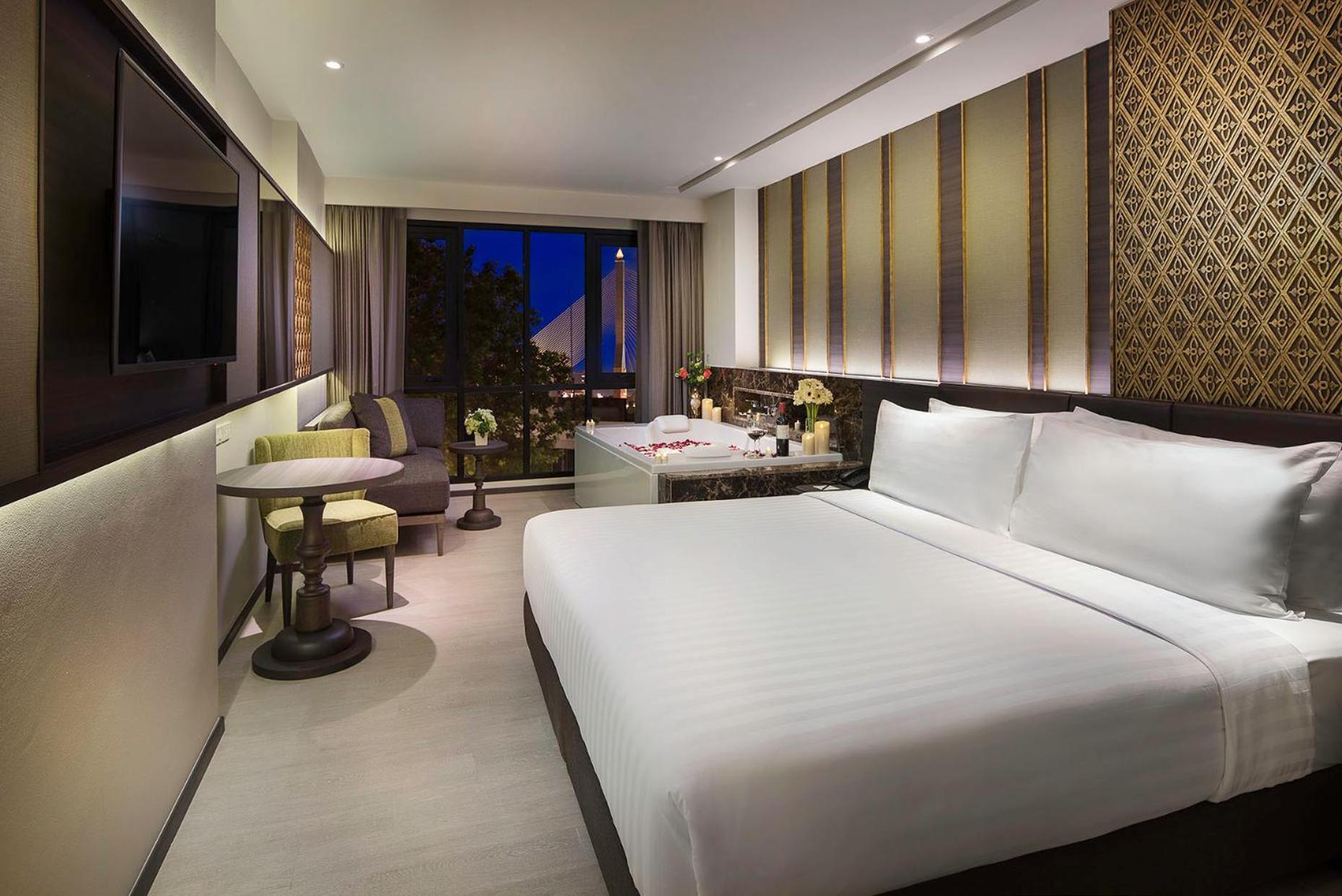 Premier Double Room Street View