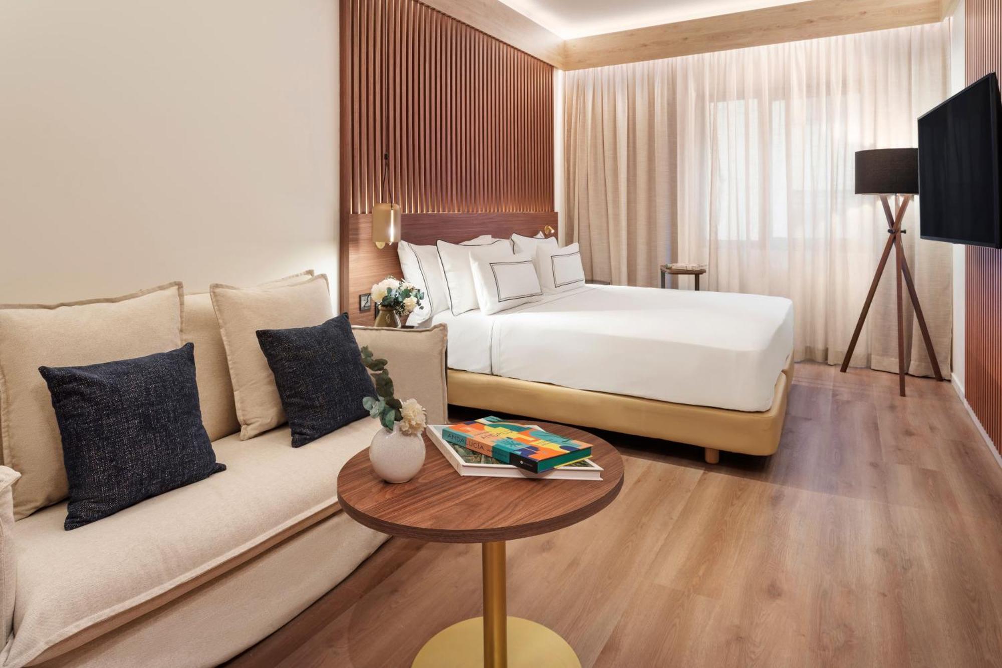 The Level Premium Room
