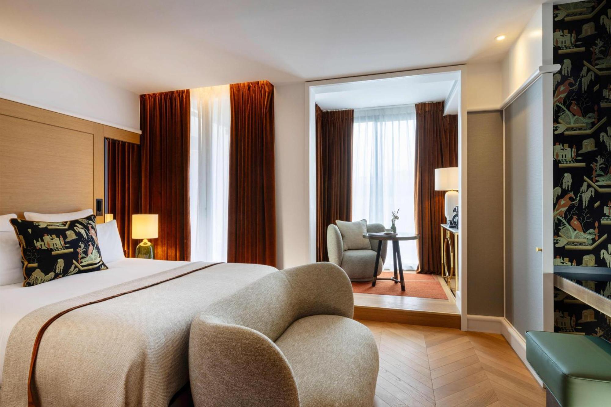 Prestige Room