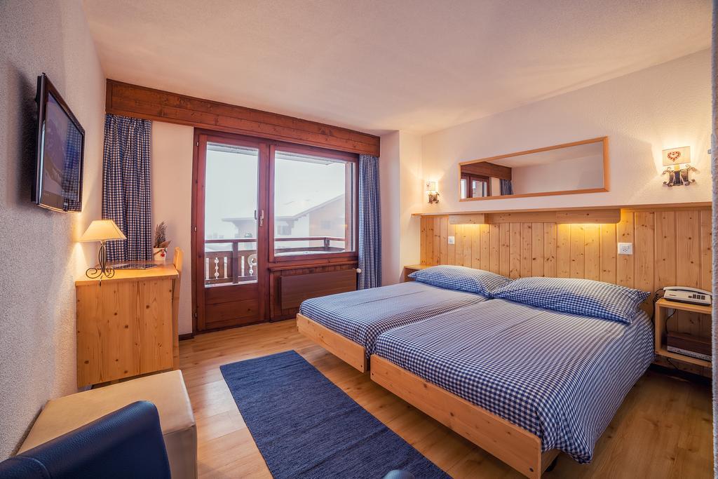 Double or Twin Room Balcony