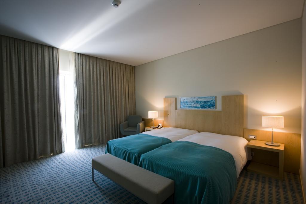 Chambre Double ou Lits Jumeaux avec Balcon