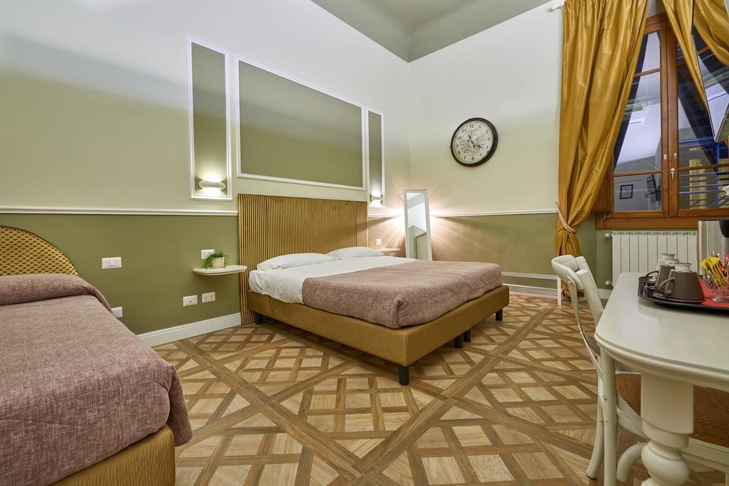 Quarto Triplo Superior