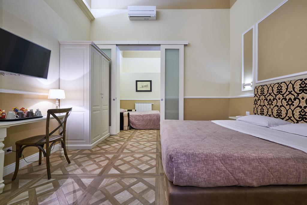 Quarto Família (2 Adultos + 2 Crianças)