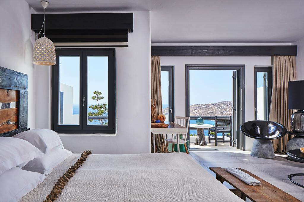 Majestic Retreat Suite Sea View