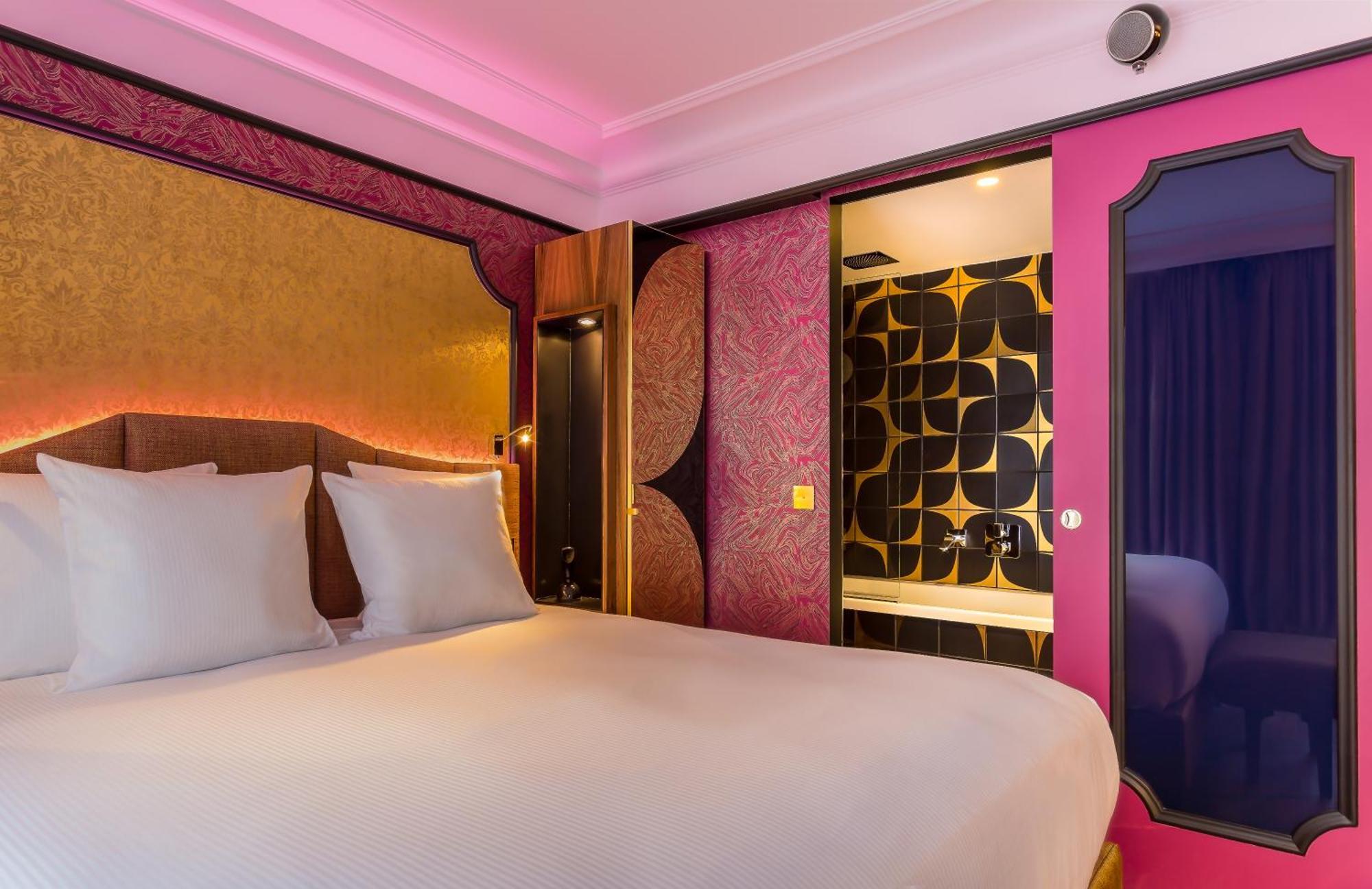 Deluxe Double or Twin Room "Light my Fire"