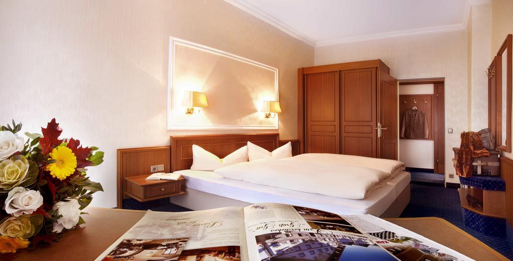 Double Room with Balcony,266130945:JPEG