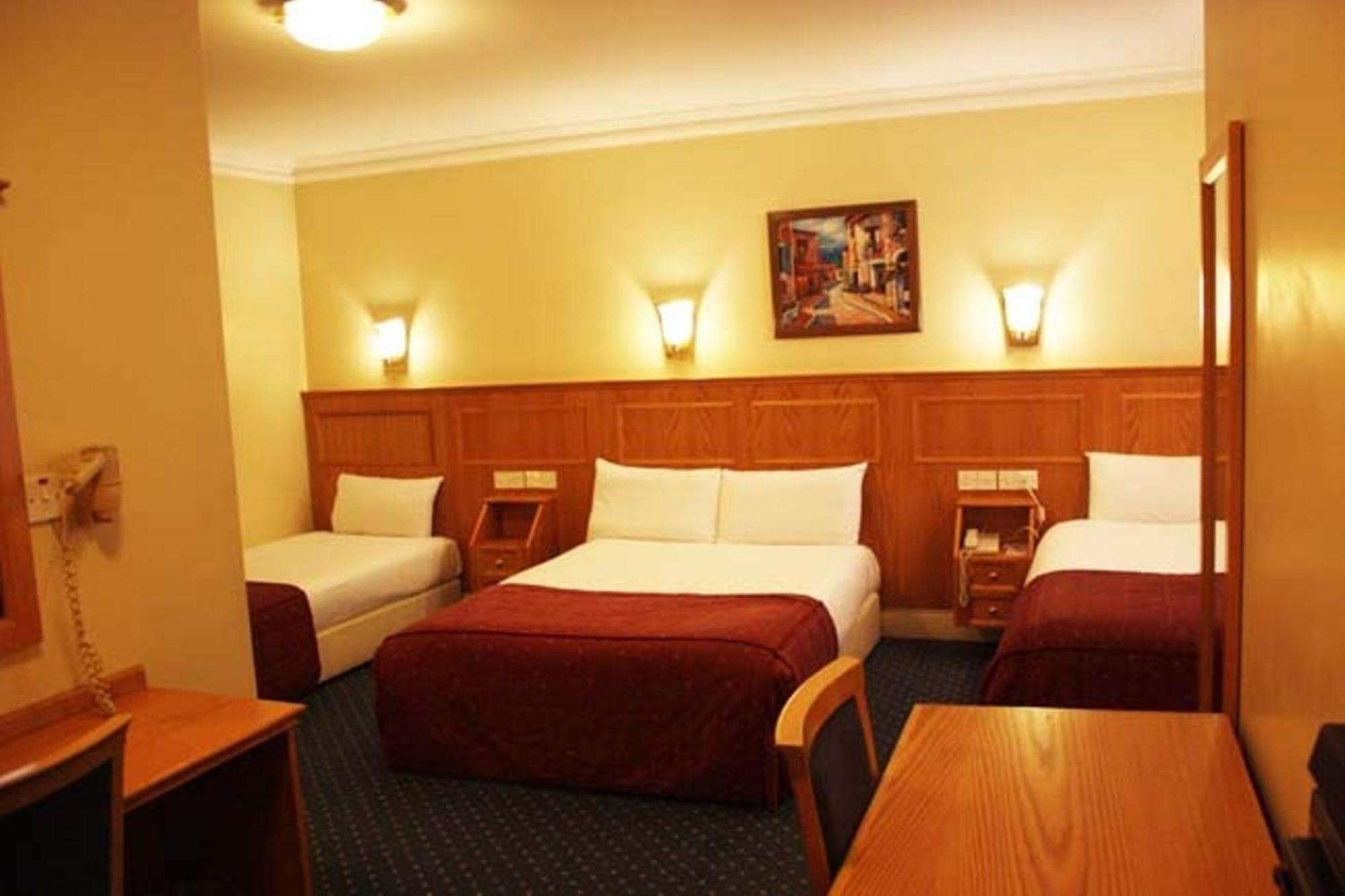 Quadruple Room One Double Two Twin Beds Non-Smoking