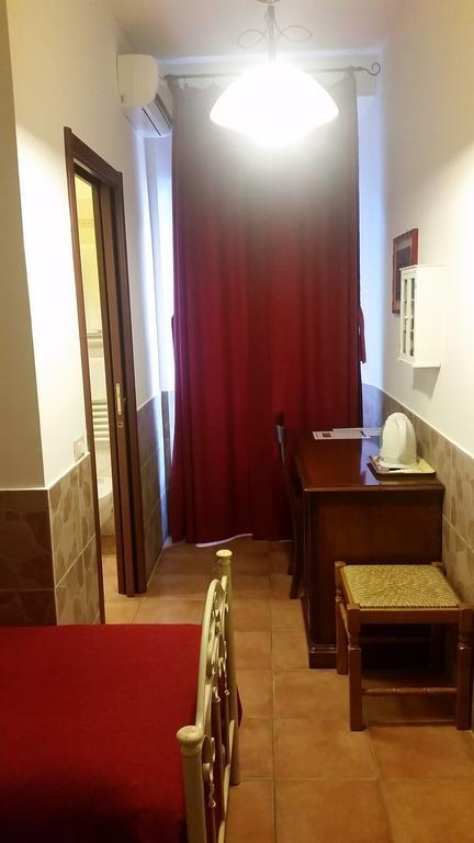 Quarto Individual com Banheiro