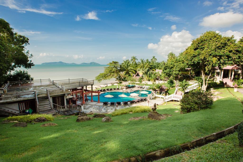 Deluxe Villa mit Meerblick