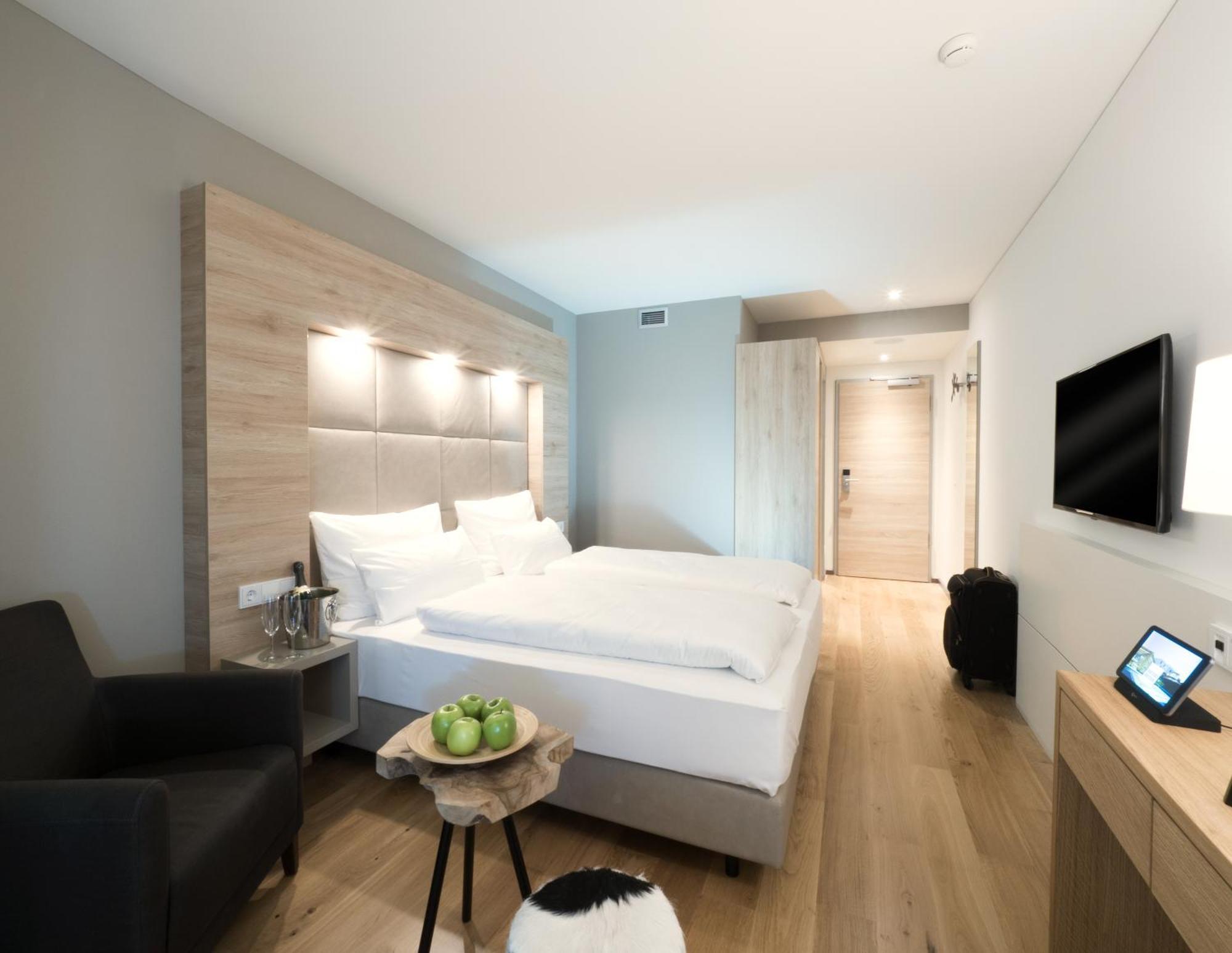 Doppelzimmer mit Balkon