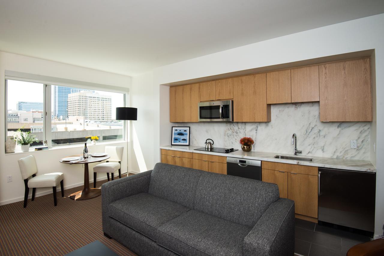 Suite University