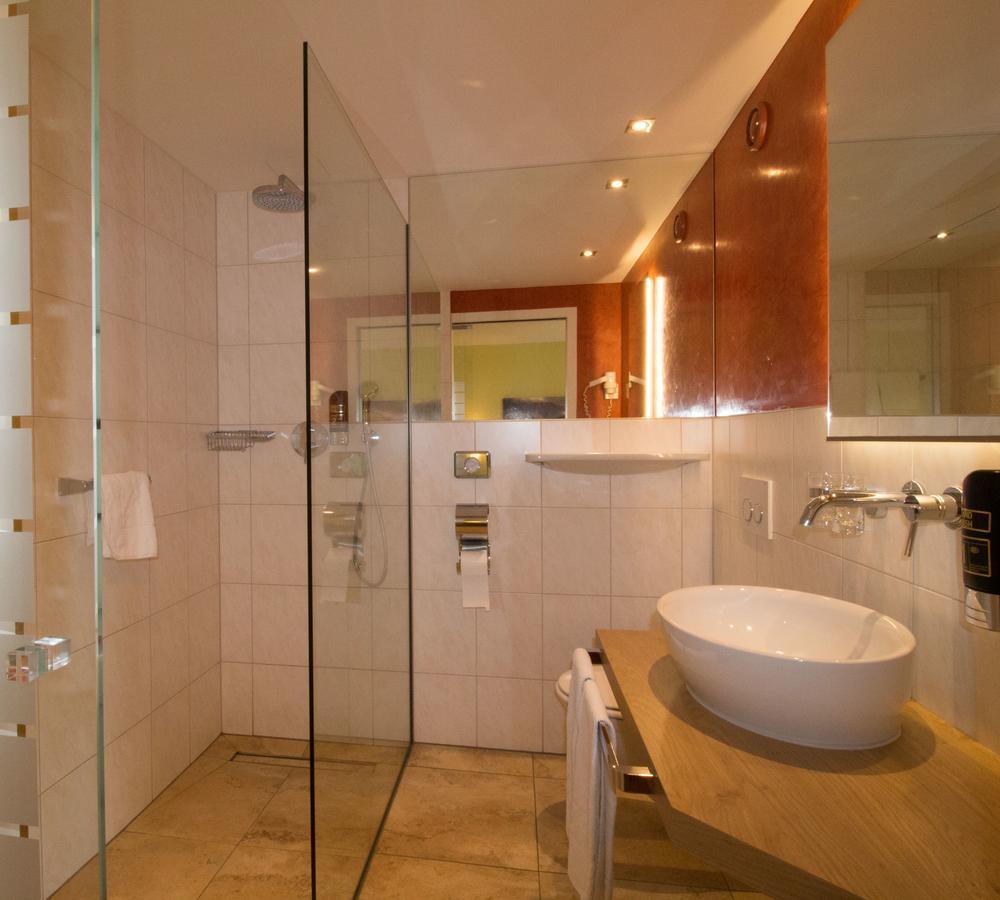 Doppelzimmer mit Balkon