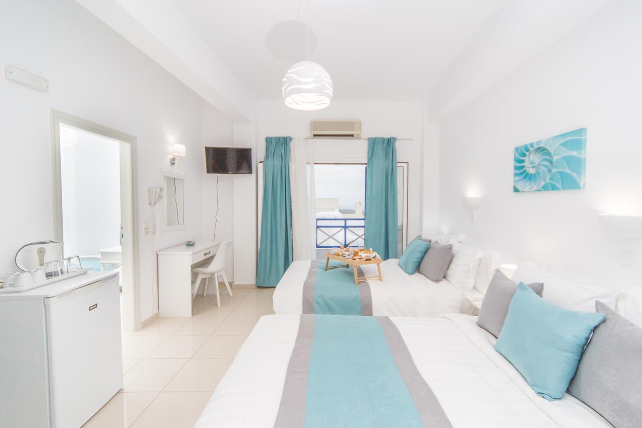 Family Room Sea Side View