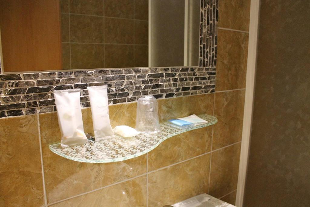 Quarto Duplo com Banheiro Compartilhado