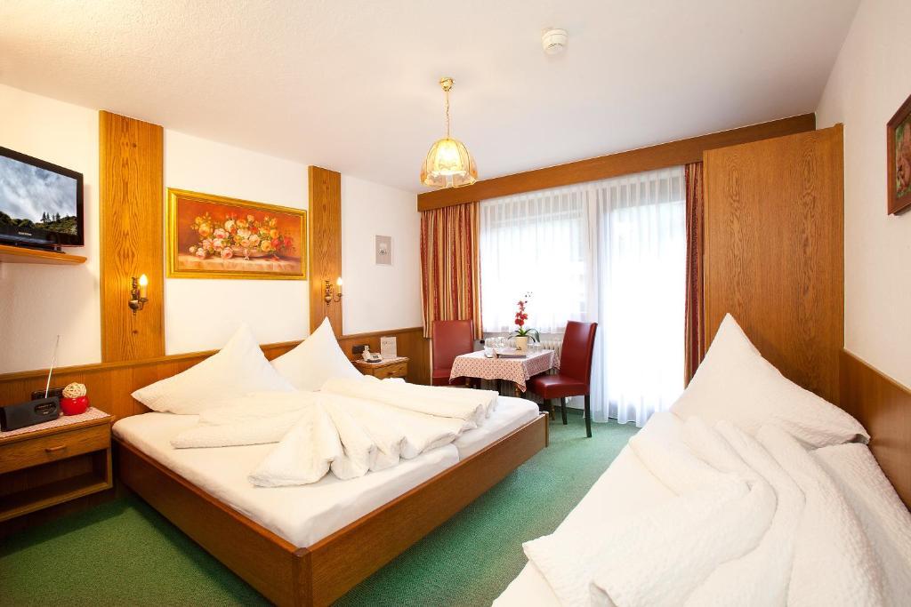 Dreibettzimmer