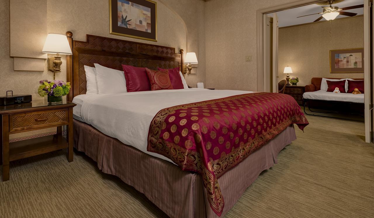 Minisuite One King Bed