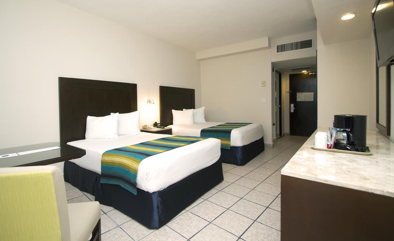 King or Double Room with Ocean View,821274602:JPEG