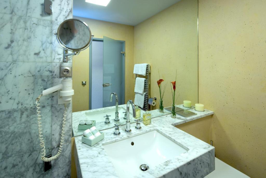 Business Single Room