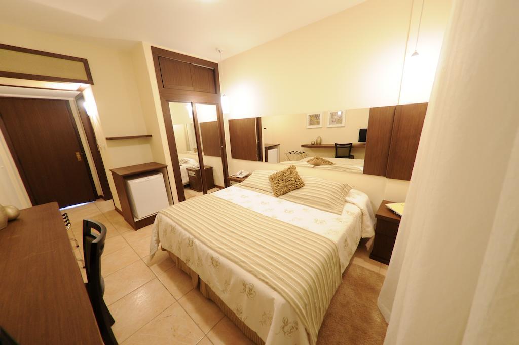 Double Room Queen Bed,227402732:JPEG