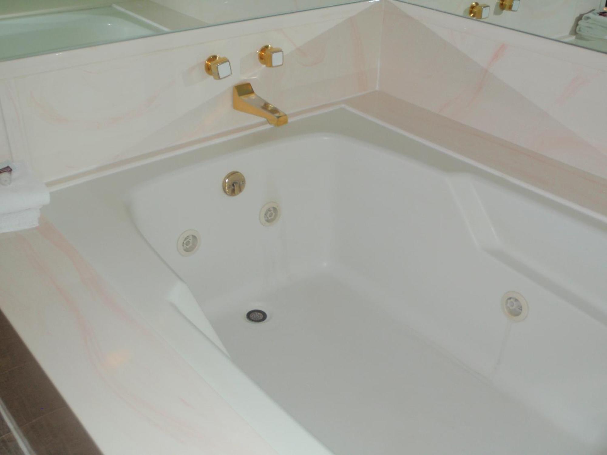 Standard Double Room,682485324:JPEG