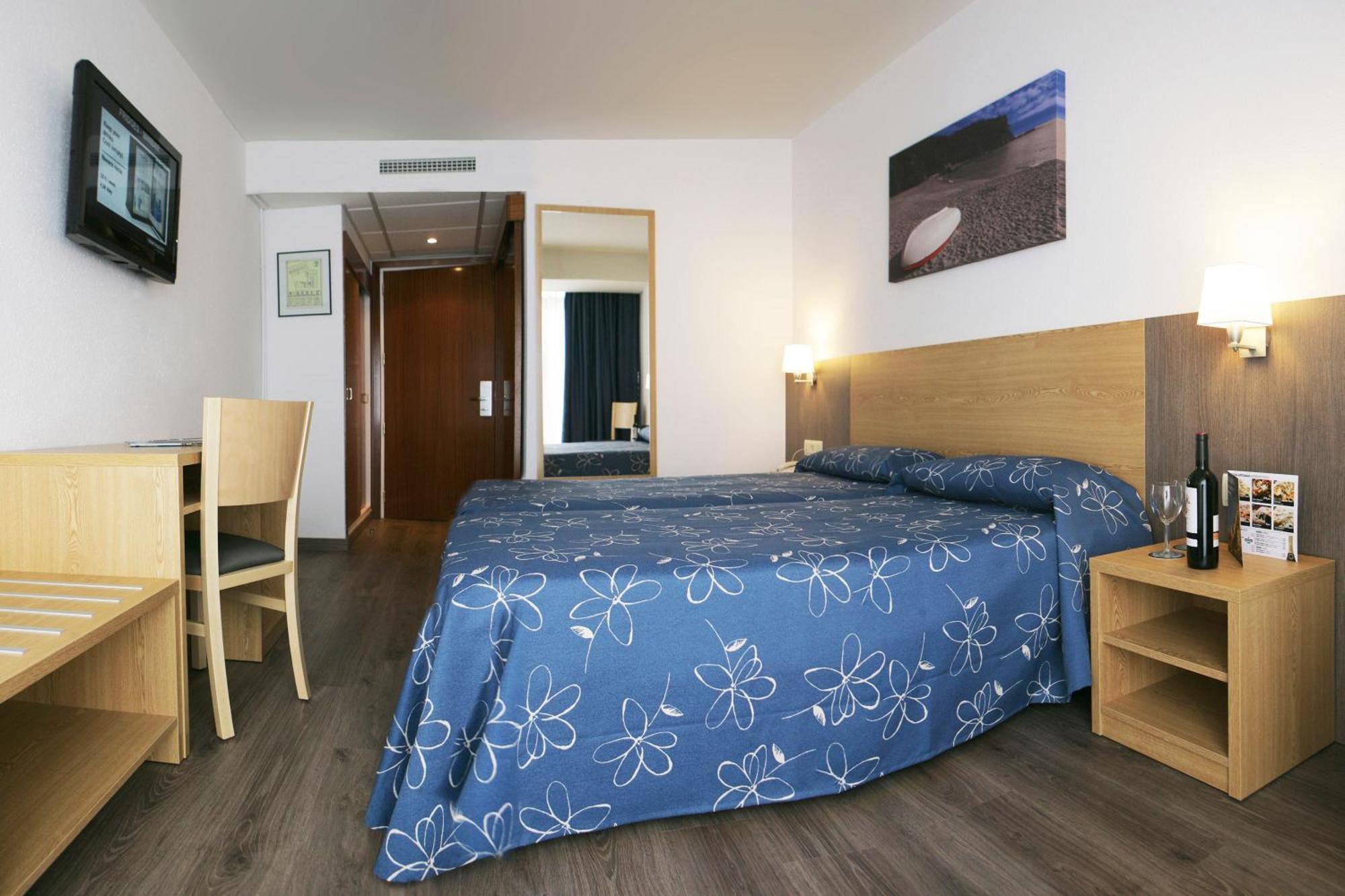 Doppel- oder Zweibettzimmer ohne Balkon