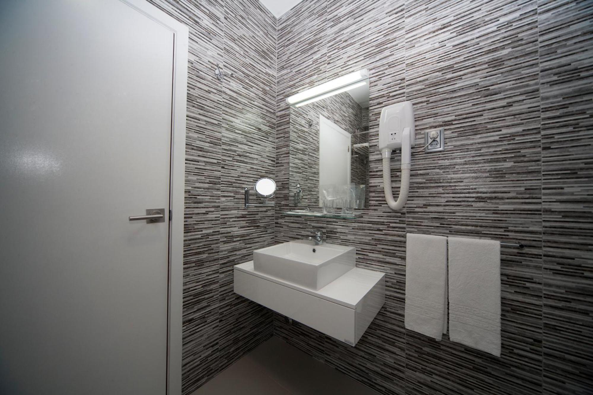 Habitación Familiar con acceso gratuito al club de salud (4 adultos)