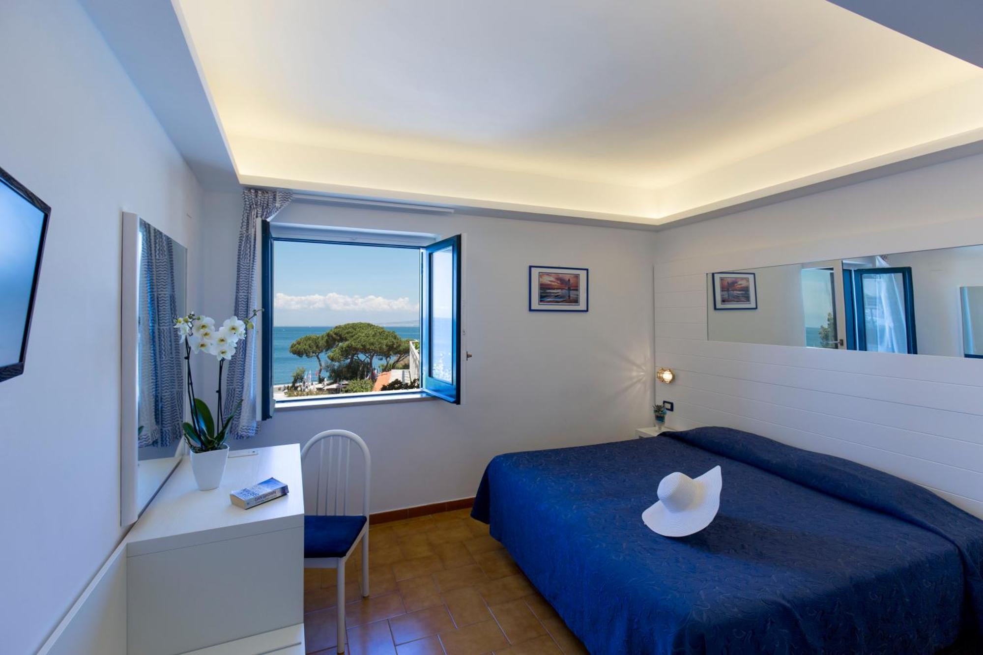 Double or Twin Room Sea View,1437484963:JPEG