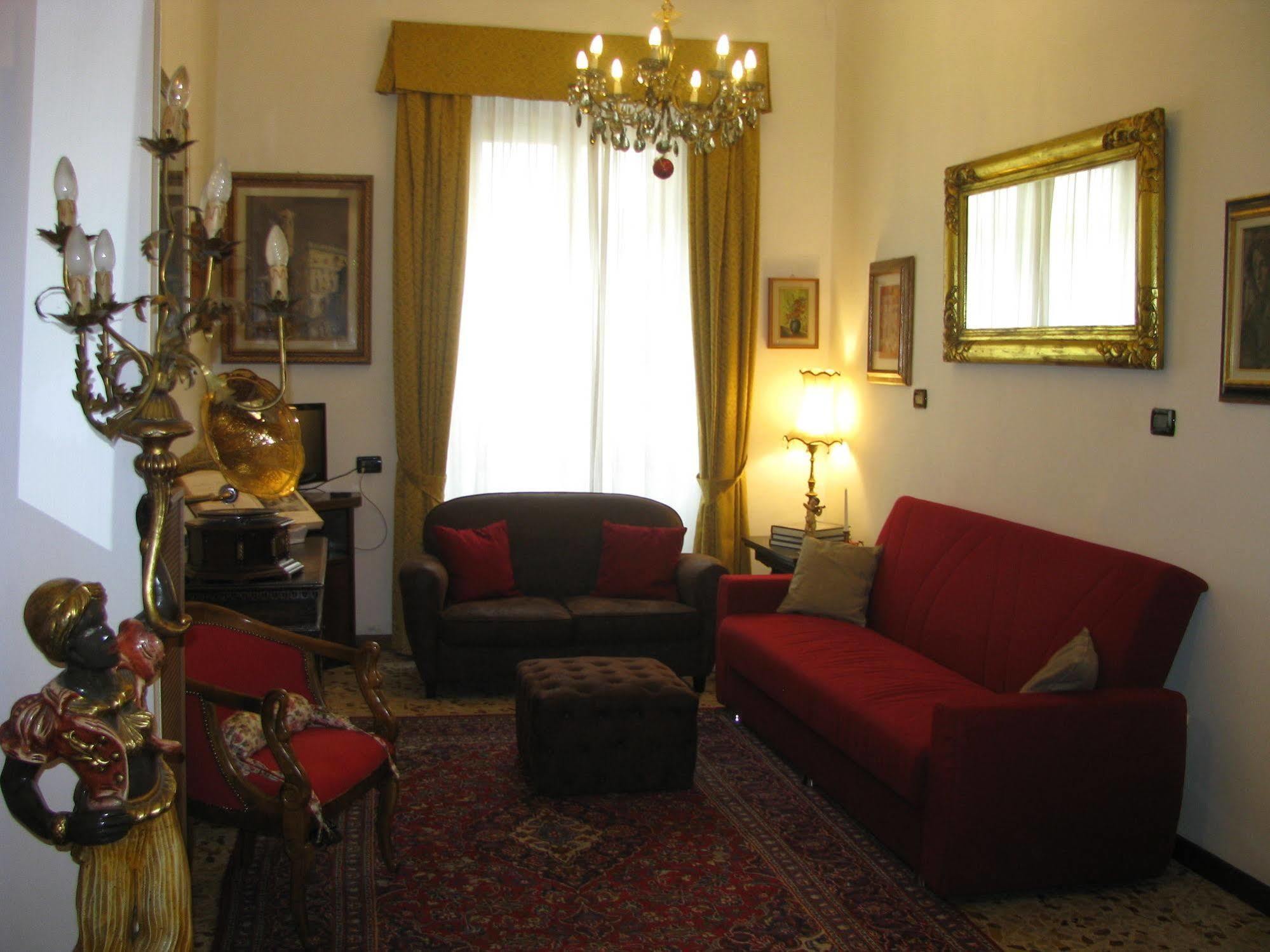 Habitación Individual con baño privado externo
