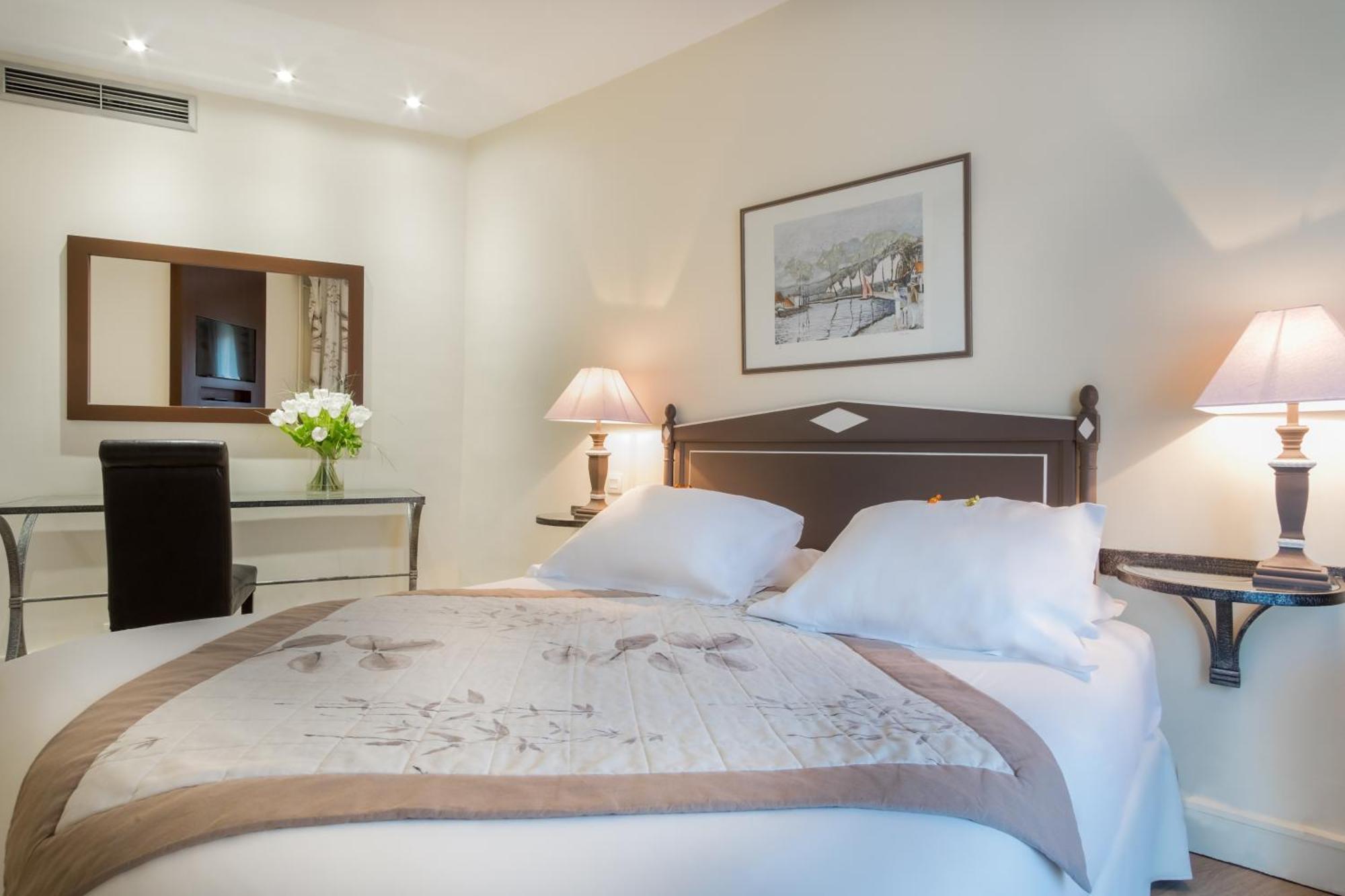 Club Double Room