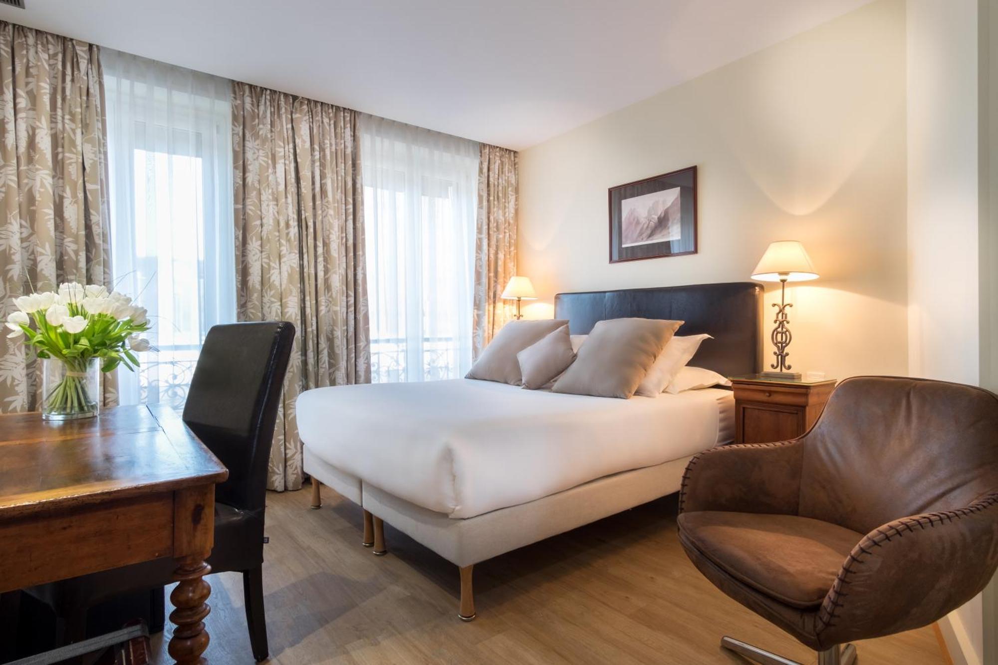 Club Double Room