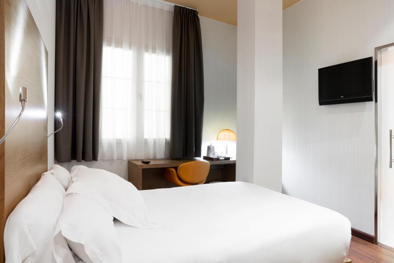 Double Small Room