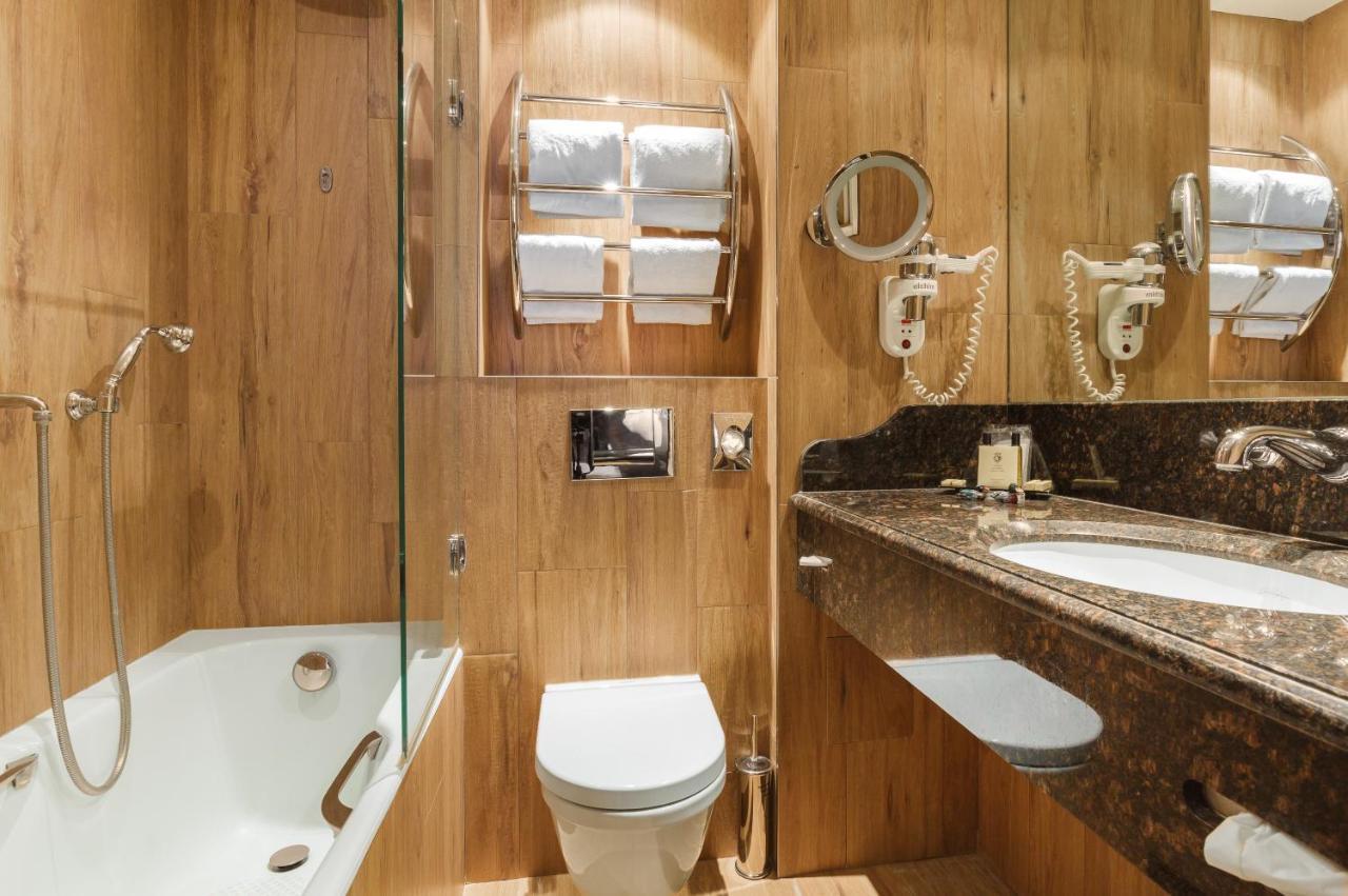 Classic Double or Twin Room