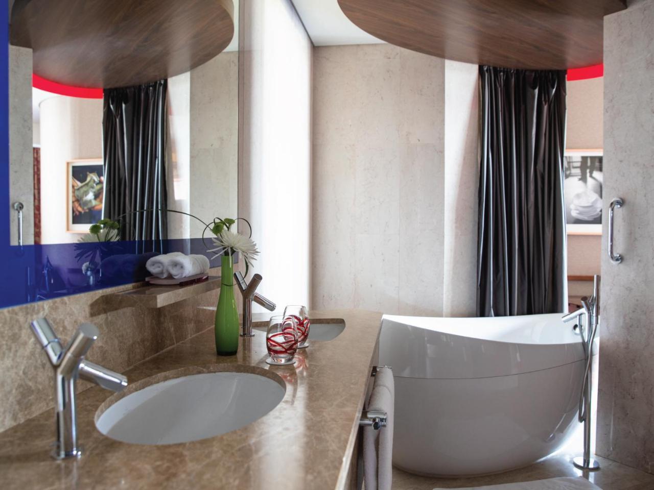 Deluxe Kamer met Kingsize Bed en Uitzicht op de Stad
