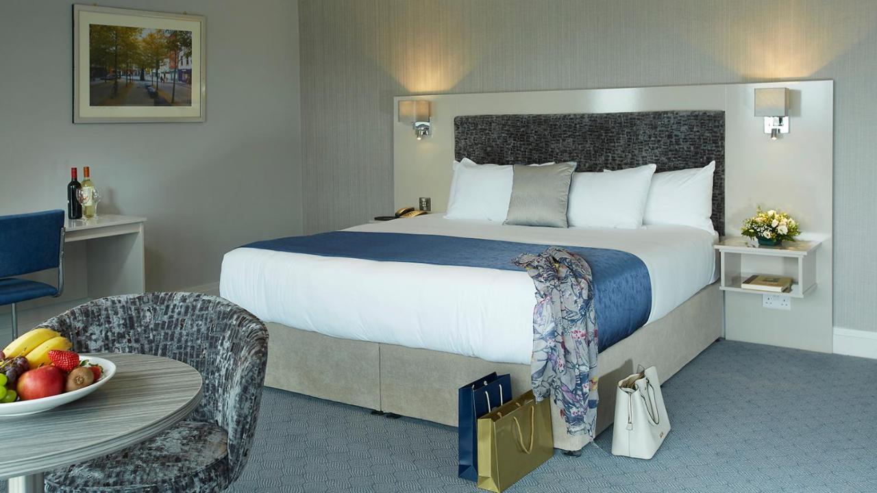 Deluxe Zimmer mit Kingsize-Bett