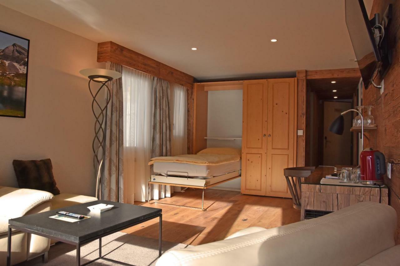 Family Suite forest side