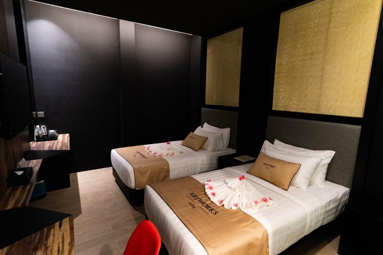 Standard Twin Room no window