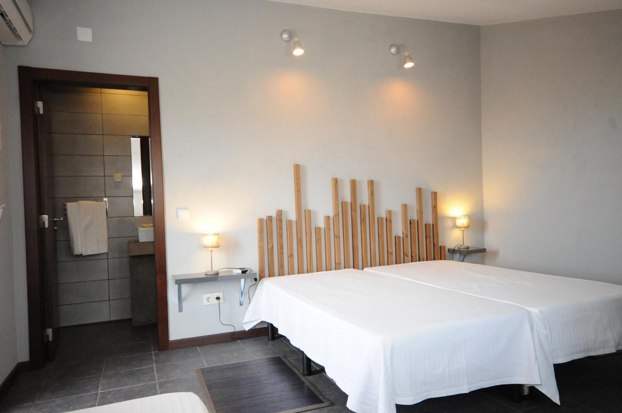 Chambre Triple avec Salle de Bains Privative