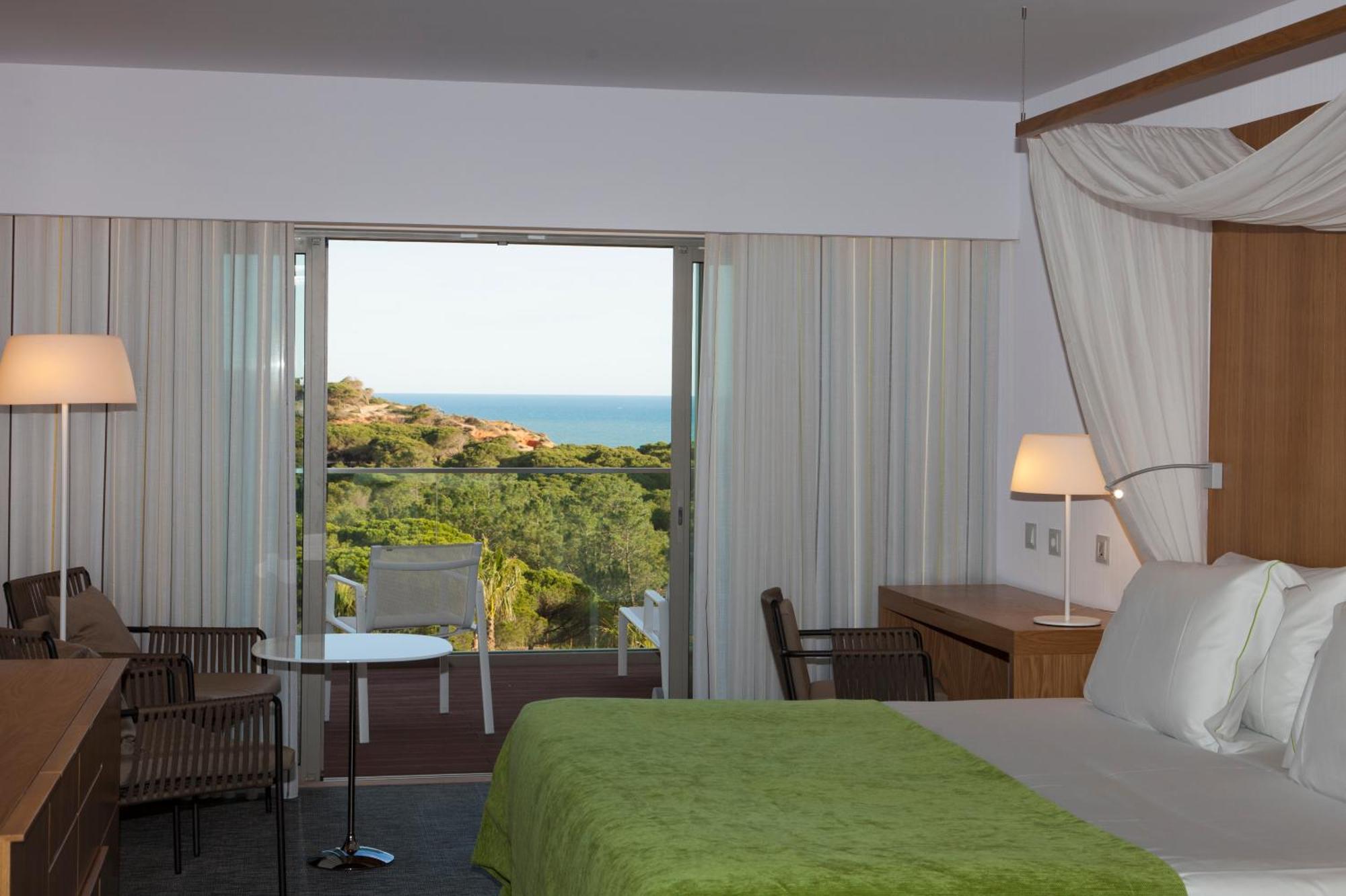 Quarto deluxe com vista do mar
