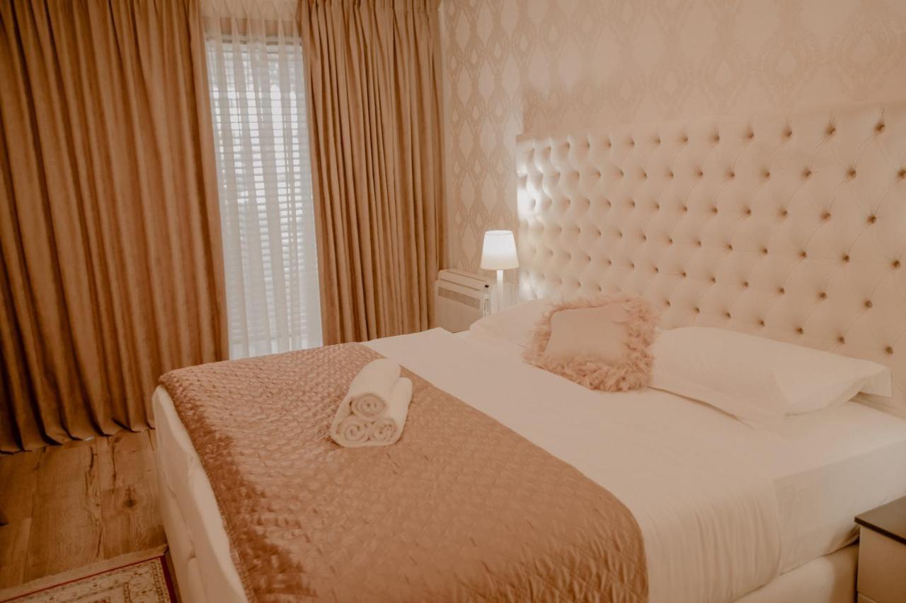 Single Room,972951562:JPEG