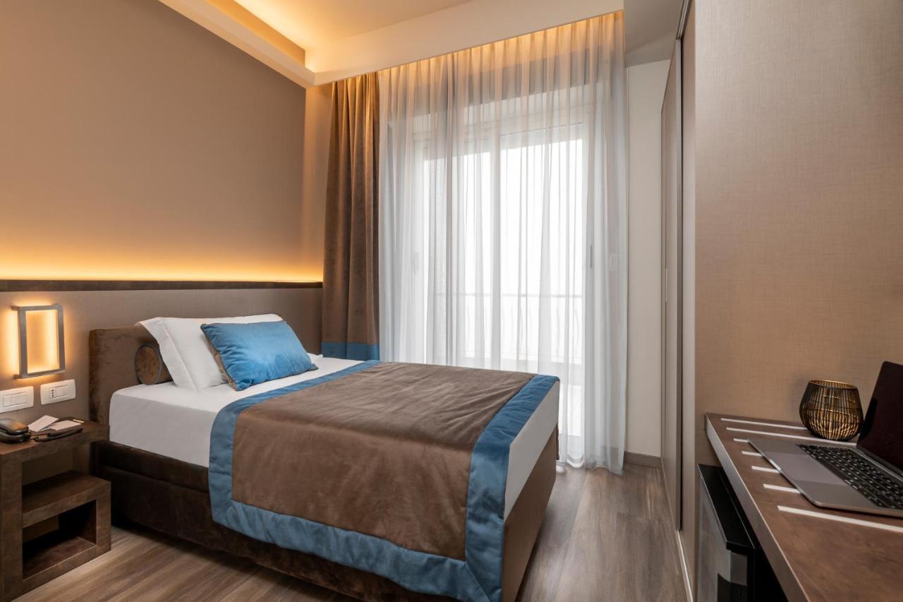 Standard Single Room Sea View
