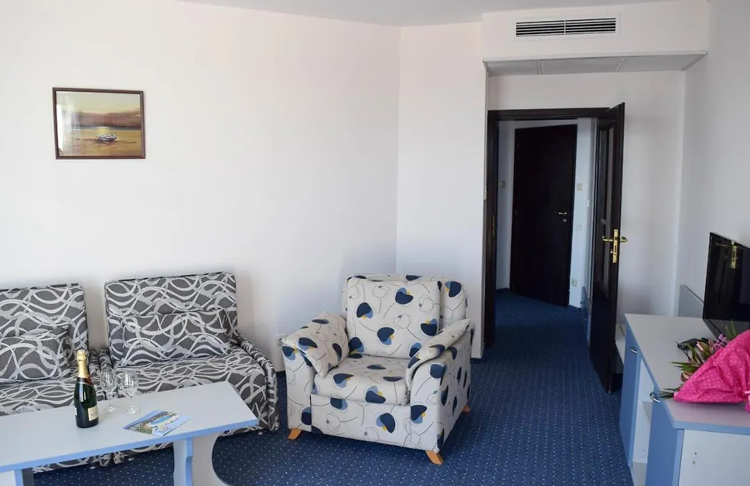 Sineva Park Hotel-1