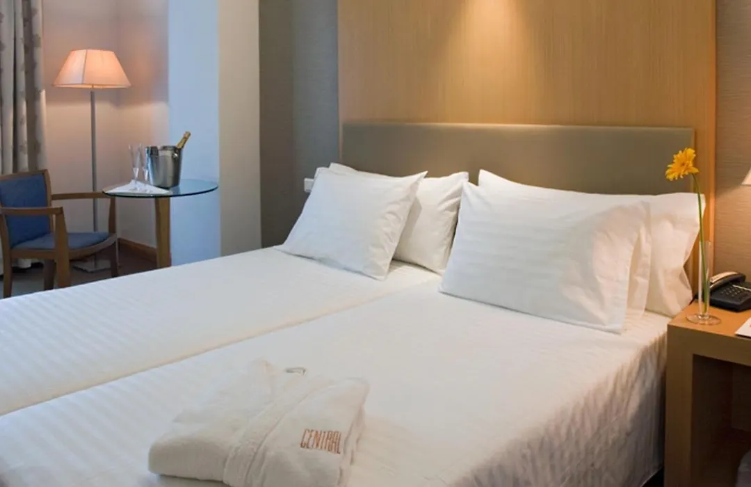 Central Hotel-1