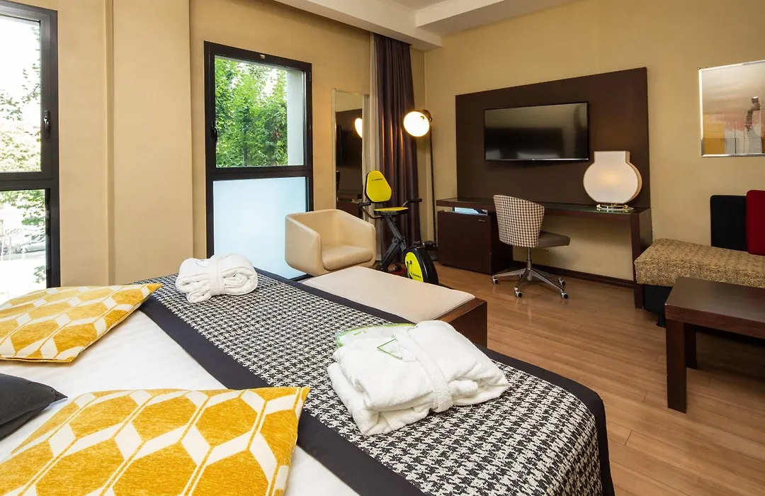 Holiday Inn Turin Corso Francia By Ihg-1