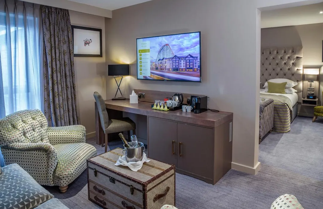 Boulevard Hotel-1