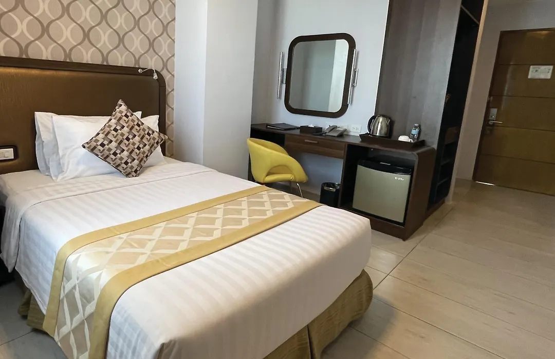 One Central Hotel & Suites-1