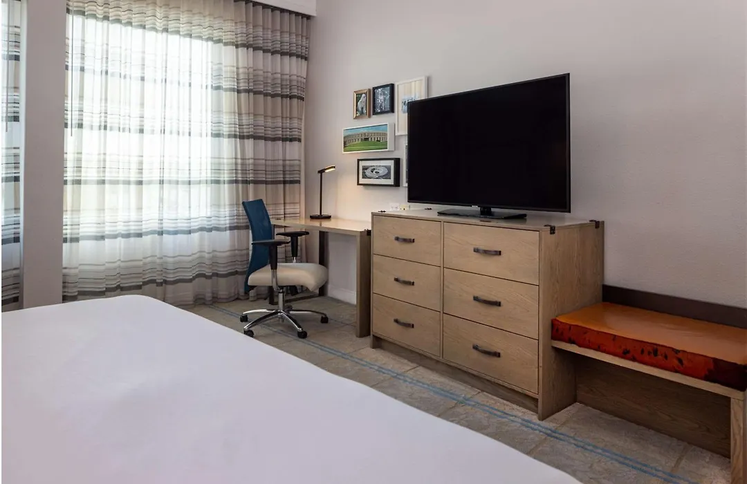 Hilton Austin Airport-1