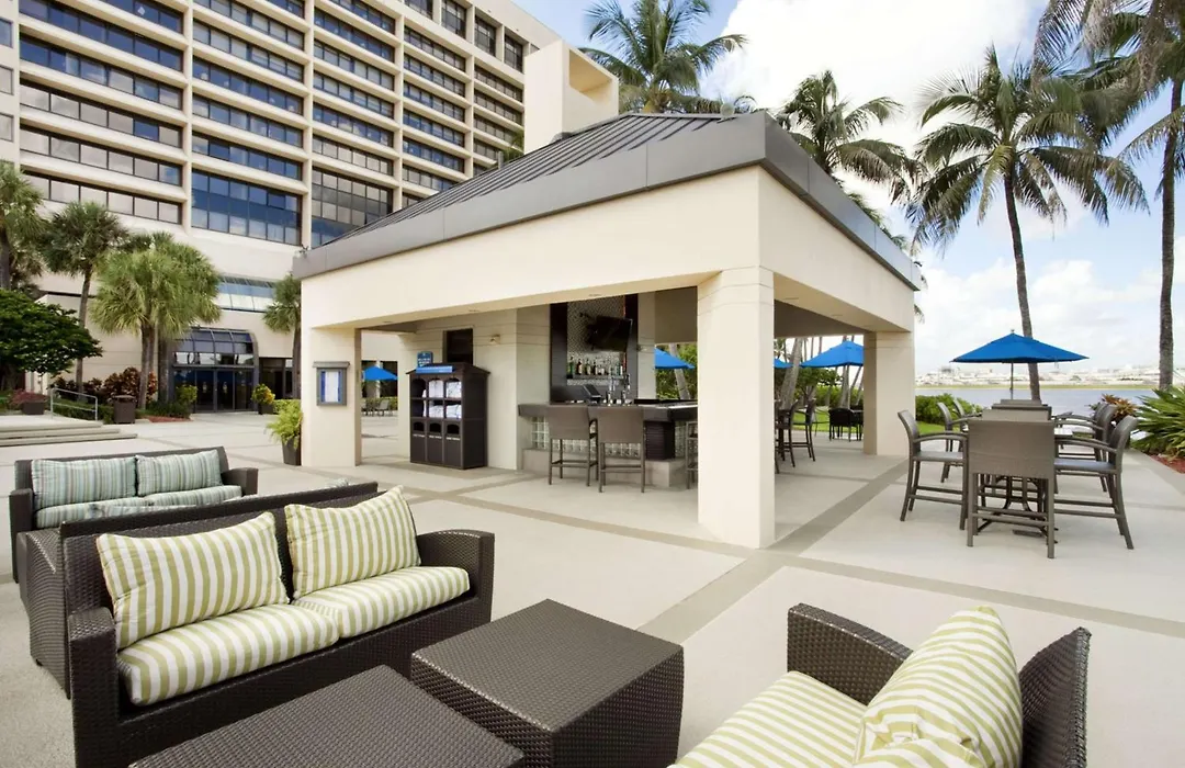 Hilton Miami Airport Blue Lagoon-1